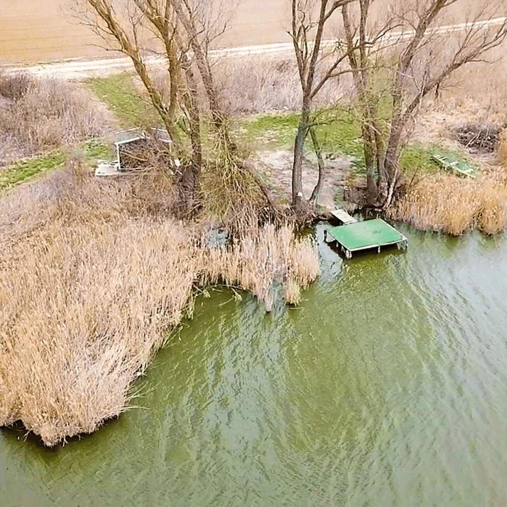 24-es horgászállás