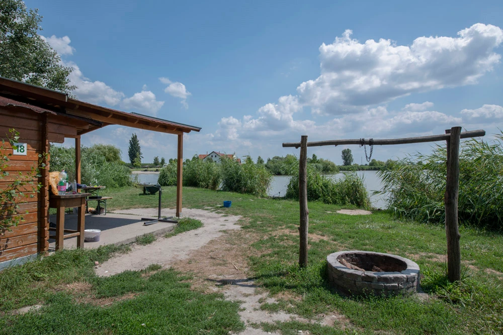 18-as horgászállás